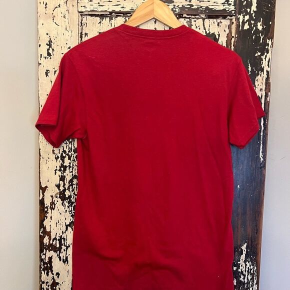 NWOT Schitt’s Creek Rosebud Motel size Small T-shirt. Unisex. - Picture 2 of 5